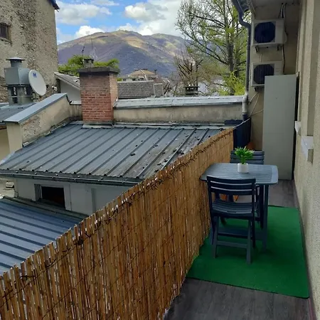 Appartement T3 Duplex Cures Ou Vacances, En Plein Centre-ville Allée D'ethigny *