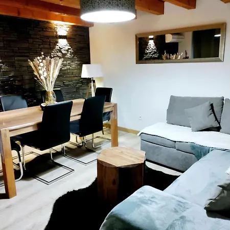 T3 Duplex Cures Ou Vacances, En Plein Centre-ville Allee D'ethigny * Bagneres-de-Luchon